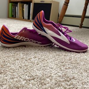 Brookes Shoes